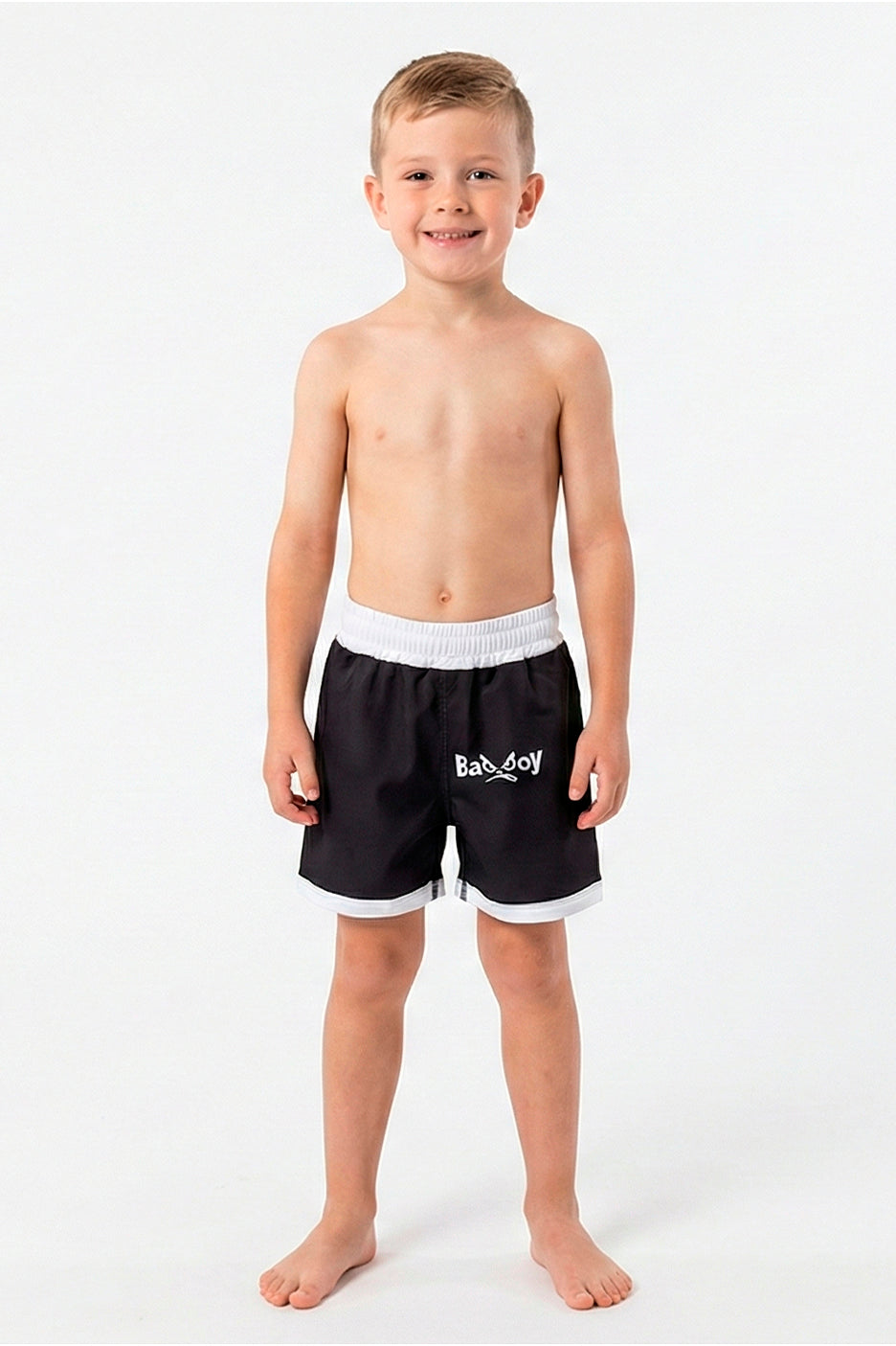 Shorts de Muay Thai Infantil Bad Boy - Preto e Branco