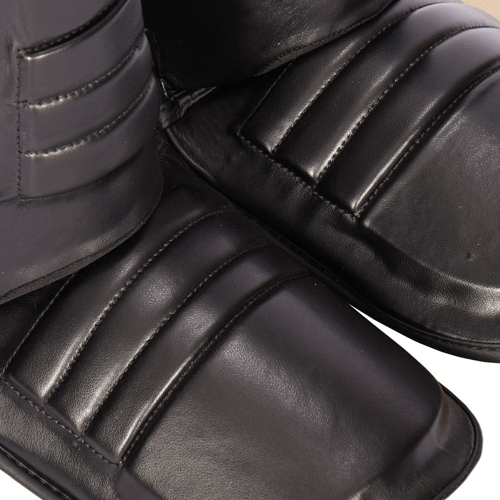 Caneleira Muay Thai Preta MKS Armour